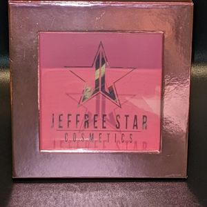 Artistry 9 pan magnetic palette